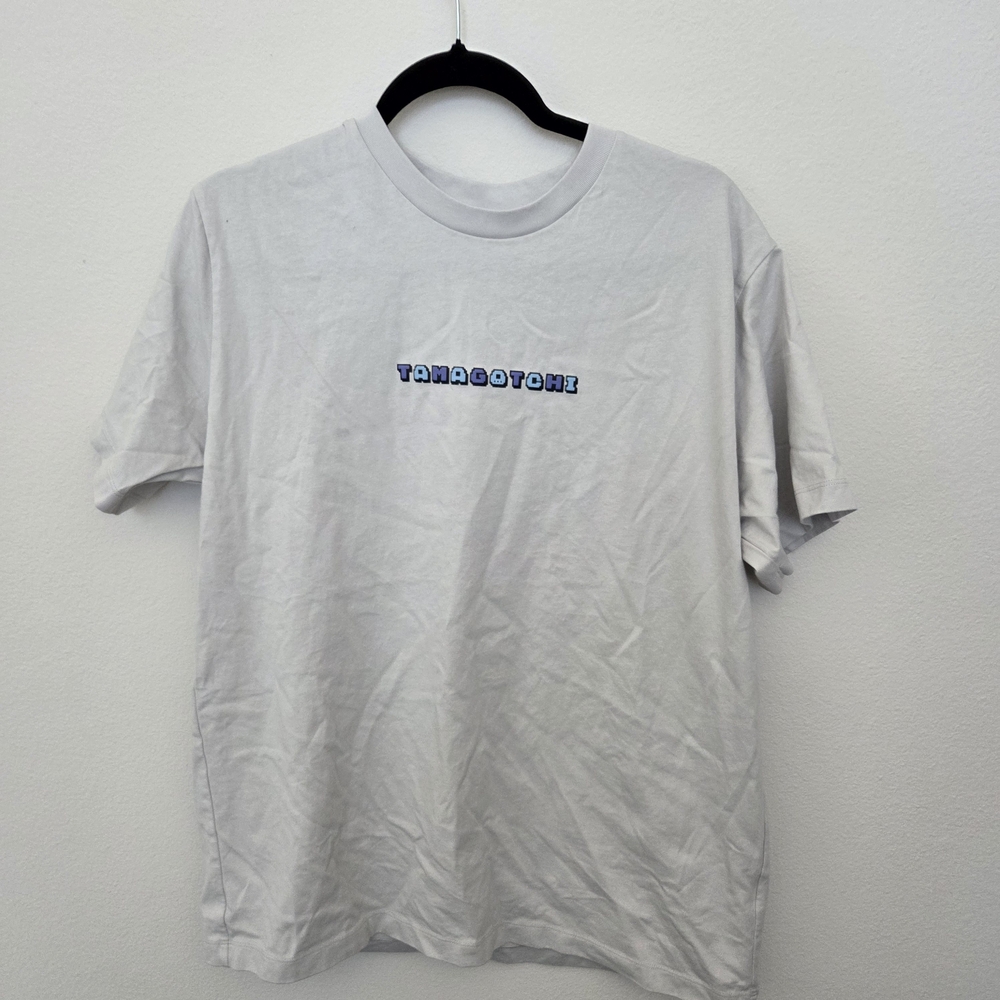 Uniqlo Gray Graphic Tee Tamagotchi Womens Large
